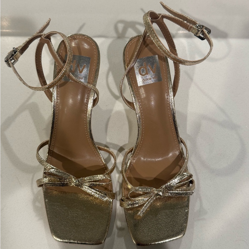 Dolce Vita Gold Heels with Bows - Picture 6 of 10